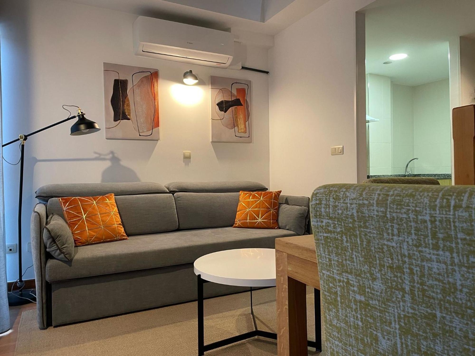 Apartamentos Ciudad Santiago Santiago de Compostela Exterior photo